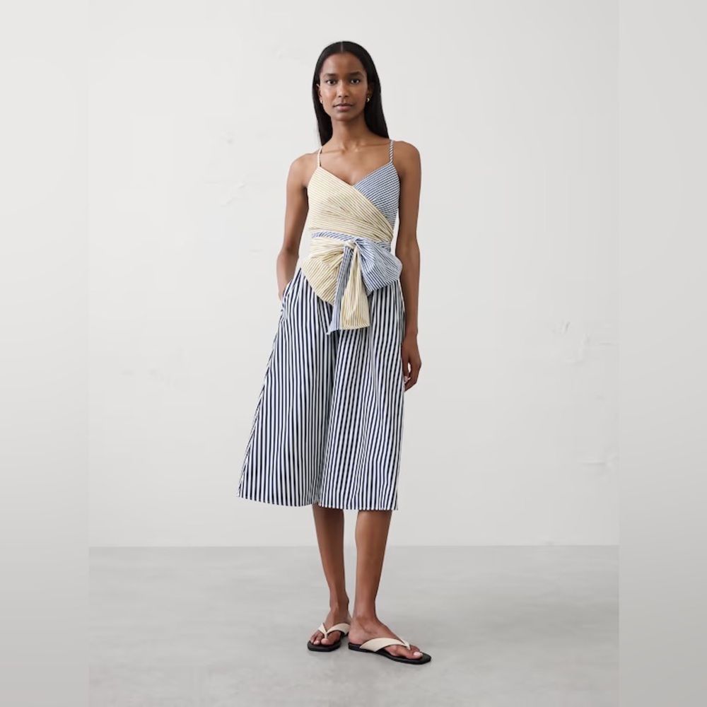 NWT! Banana Republic Scrappy Wrapped Midi Dress Midi Dress - Size Medium 🌎